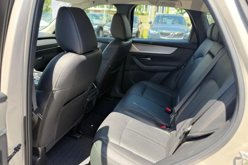 Mazda CX-60 din 2023 cu 45.203 km - oferta MAZ104683 - foto 22