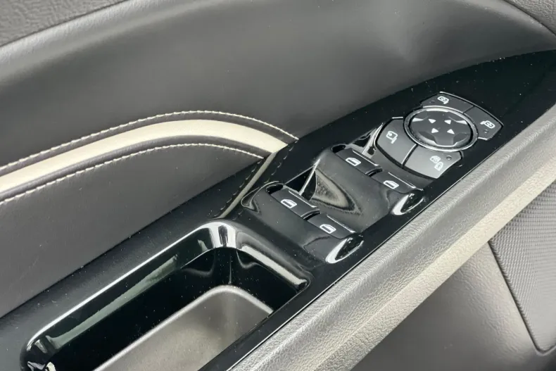 Ford Mondeo din 2019 cu 139.000 km - oferta FOR104689 - foto 28