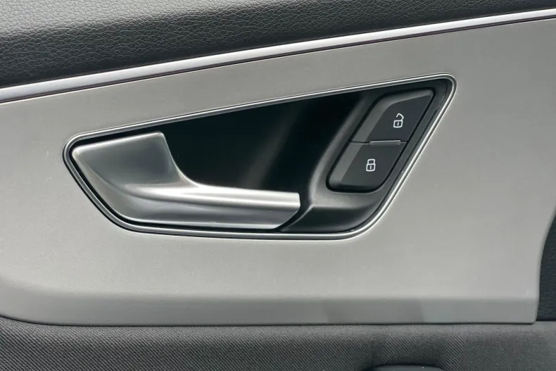 Audi Q8 din 2019 cu 132.582 km - oferta AUD104696 - foto 23