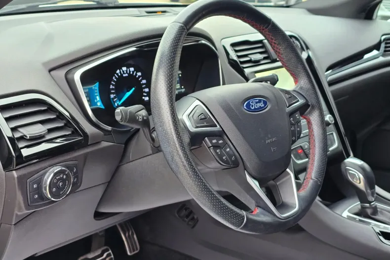 Ford Mondeo din 2020 cu 68.170 km - oferta FOR104699 - foto 9