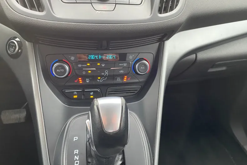 Ford Kuga din 2019 cu 89.033 km - oferta FOR104704 - foto 12