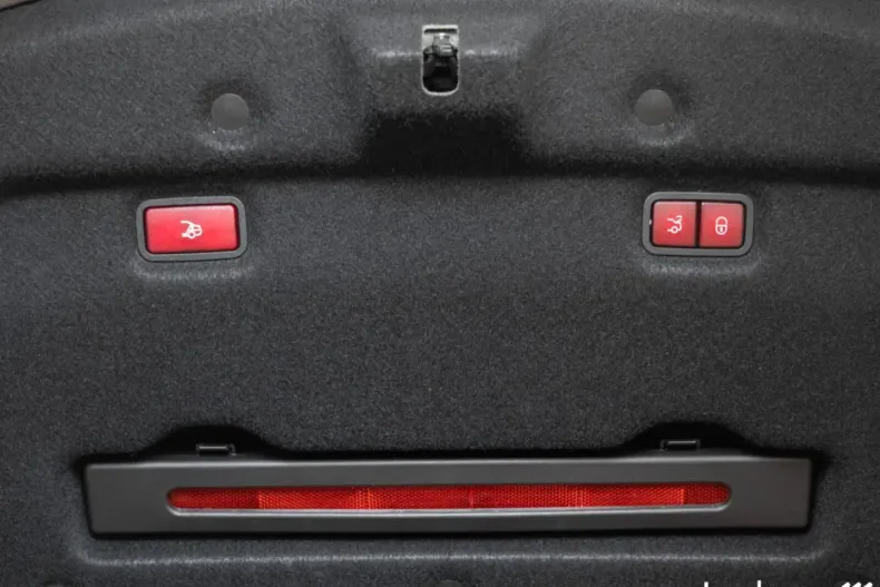 Mercedes-Benz SL 63 AMG din 2023 cu 10.000 km - oferta MER104726 - foto 11