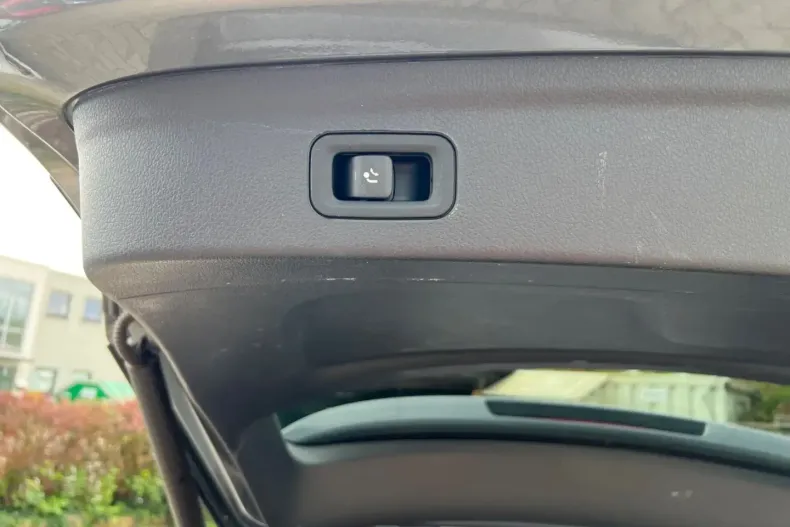 Mercedes-Benz GLE 580 din 2021 cu 67.000 km - oferta MER104729 - foto 23