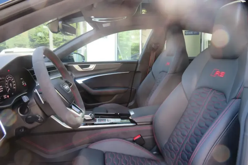 Audi RS7 din 2024 cu 6.679 km - oferta AUD104732 - foto 5