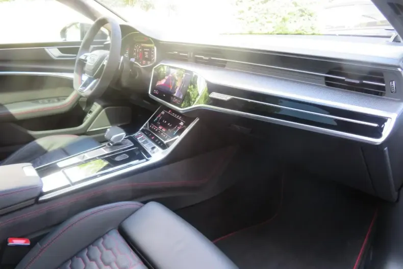 Audi RS7 din 2024 cu 6.679 km - oferta AUD104732 - foto 12