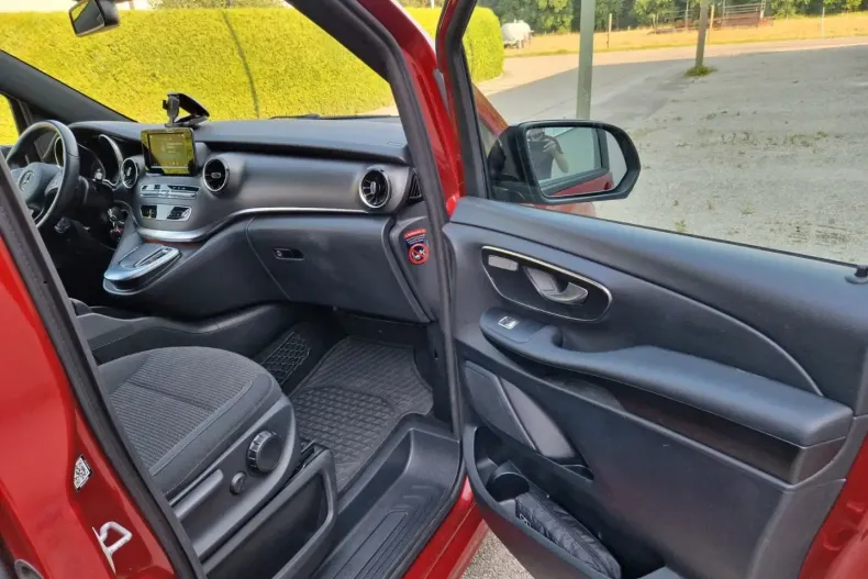 Mercedes-Benz V 250 din 2021 cu 73.369 km - oferta MER104751 - foto 12