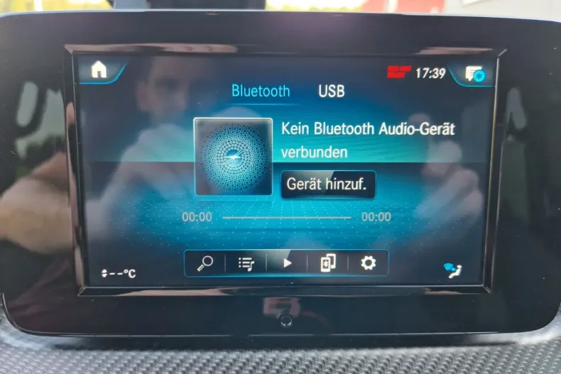 Mercedes-Benz V 250 din 2021 cu 73.369 km - oferta MER104751 - foto 17