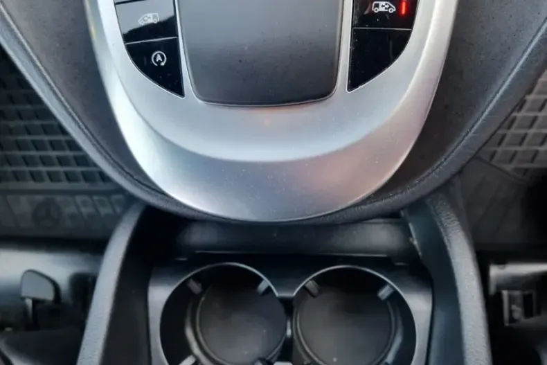 Mercedes-Benz V 250 din 2021 cu 73.369 km - oferta MER104751 - foto 22