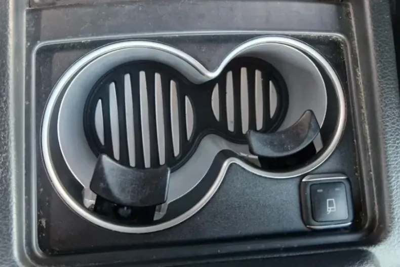 Mercedes-Benz V 250 din 2021 cu 73.369 km - oferta MER104751 - foto 23