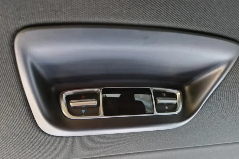 Mercedes-Benz V 250 din 2021 cu 73.369 km - oferta MER104751 - foto 38