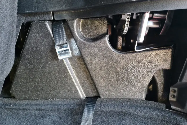 Mercedes-Benz V 250 din 2021 cu 73.369 km - oferta MER104751 - foto 42