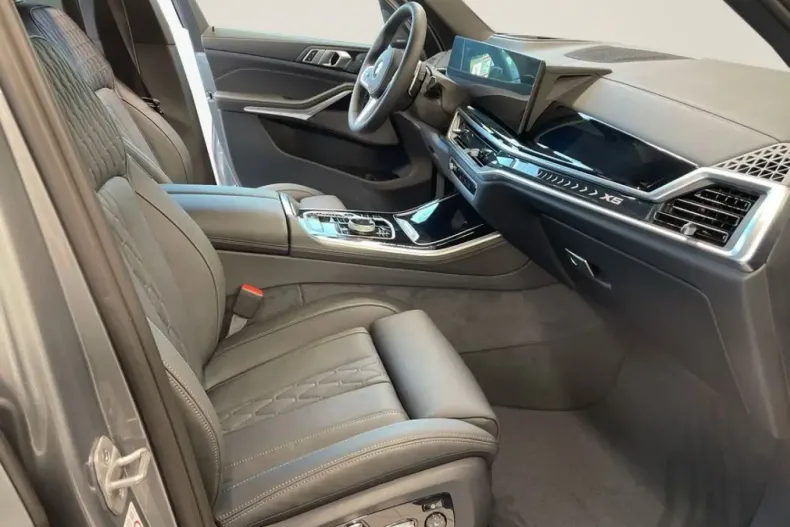 BMW X5 M din 2024 cu 9.900 km - oferta BMW104765 - foto 13