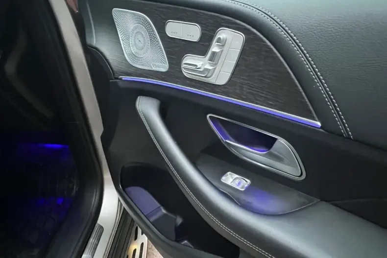 Mercedes-Benz GLE 400 din 2020 cu 95.117 km - oferta MER104768 - foto 19