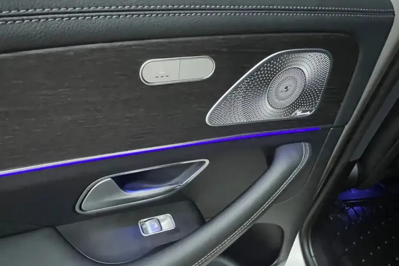 Mercedes-Benz GLE 400 din 2020 cu 95.117 km - oferta MER104768 - foto 25