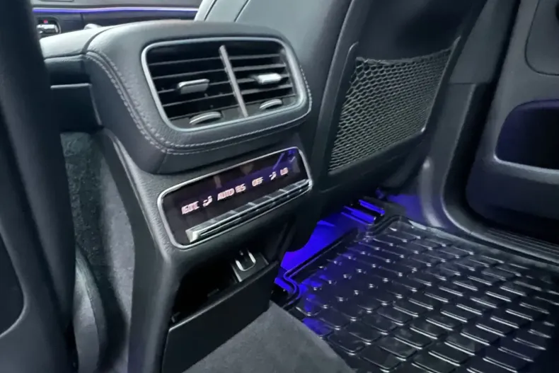 Mercedes-Benz GLE 400 din 2020 cu 95.117 km - oferta MER104768 - foto 28