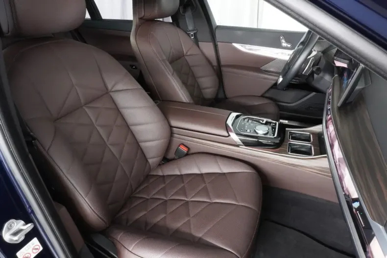 BMW 740 din 2023 cu 33.946 km - oferta BMW104797 - foto 14