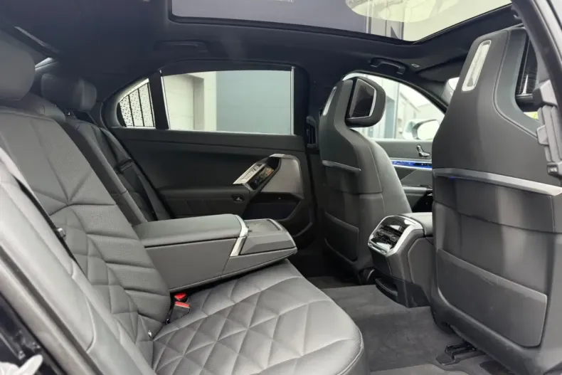 BMW 740 din 2023 cu 43.000 km - oferta BMW104799 - foto 12