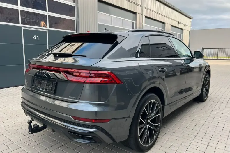 Audi Q8 din 2023 cu 22.271 km - oferta AUD104804 - foto 6