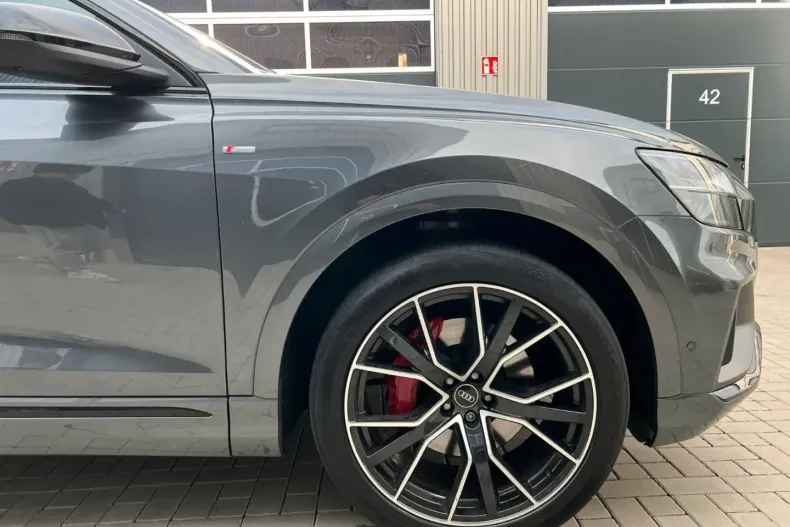 Audi Q8 din 2023 cu 22.271 km - oferta AUD104804 - foto 9