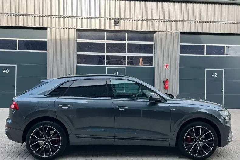 Audi Q8 din 2023 cu 22.271 km - oferta AUD104804 - foto 10