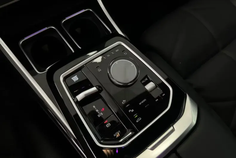 BMW 740 din 2024 cu 22.100 km - oferta BMW104812 - foto 12