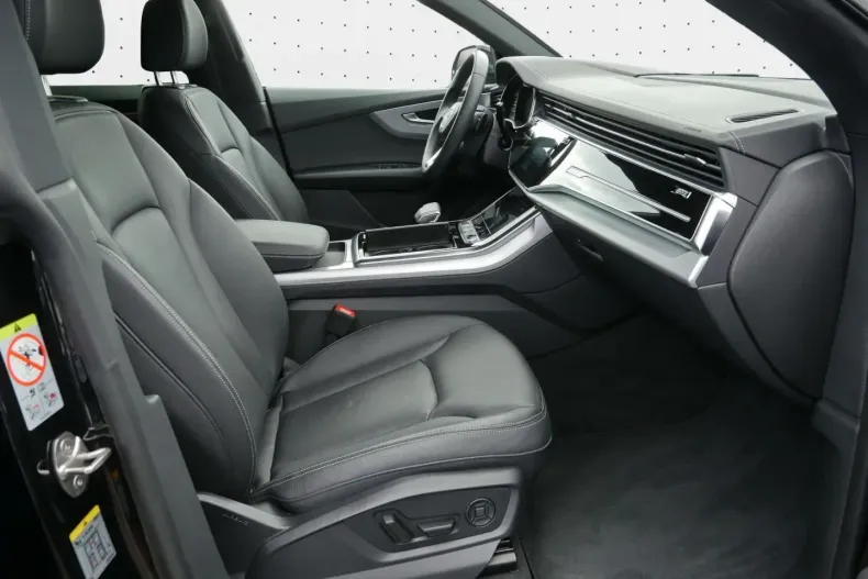 Audi Q8 din 2025 cu 28.650 km - oferta AUD104814 - foto 4