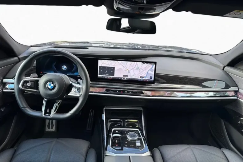 BMW 740 din 2024 cu 21.297 km - oferta BMW104816 - foto 8