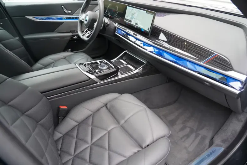 BMW 740 din 2024 cu 28.500 km - oferta BMW104821 - foto 4