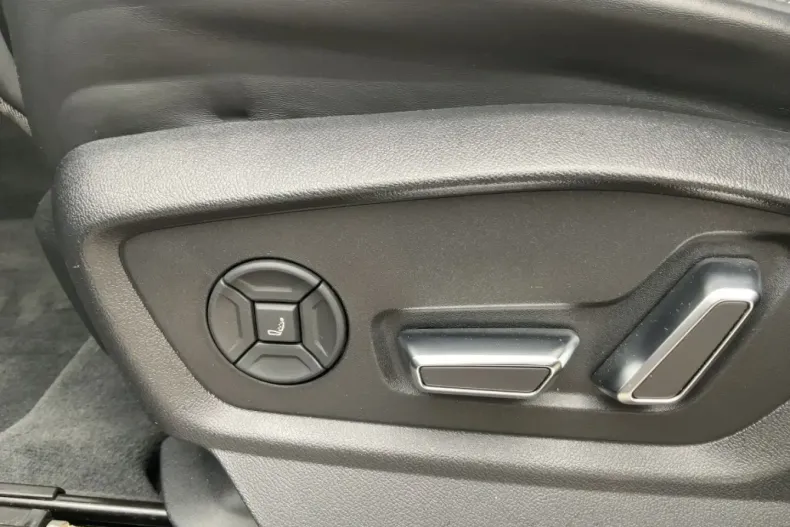 Audi Q8 din 2020 cu 92.160 km - oferta AUD104822 - foto 21