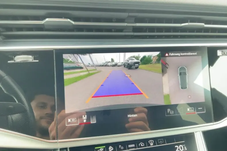 Audi Q8 din 2020 cu 92.160 km - oferta AUD104822 - foto 23