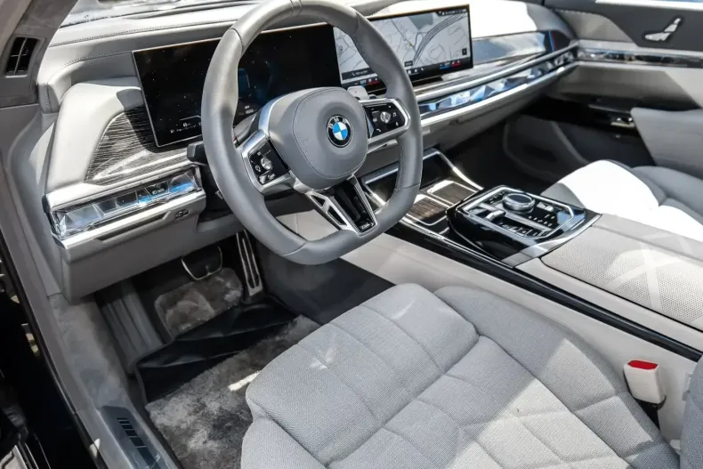 BMW 740 din 2023 cu 68.250 km - oferta BMW104823 - foto 10