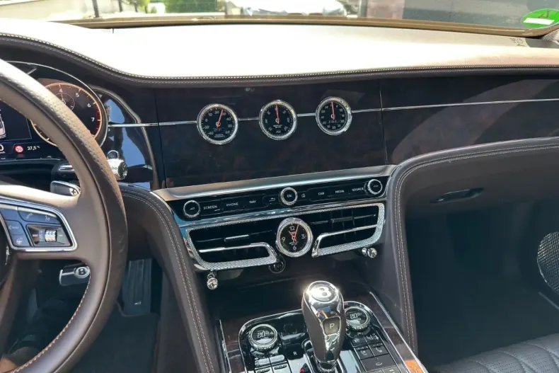 Bentley Flying Spur din 2021 cu 39.000 km - oferta BEN104825 - foto 12