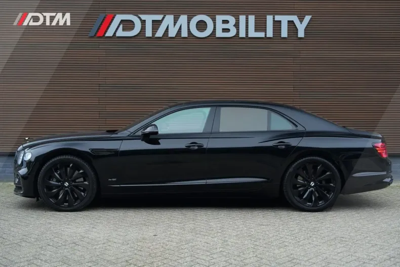 Bentley Flying Spur din 2022 cu 39.880 km - oferta BEN104827 - foto 2