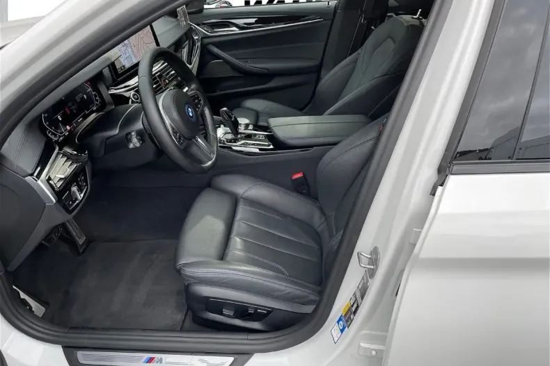 BMW 545 din 2022 cu 66.129 km - oferta BMW104830 - foto 8