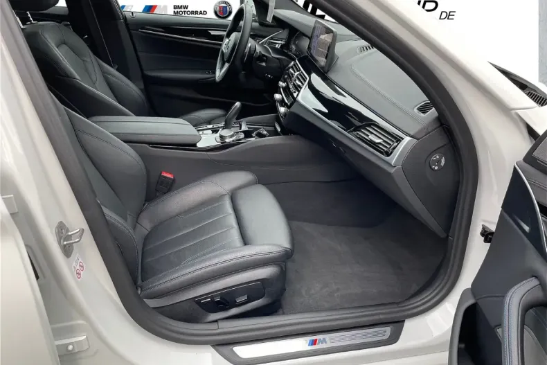 BMW 545 din 2022 cu 66.129 km - oferta BMW104830 - foto 9