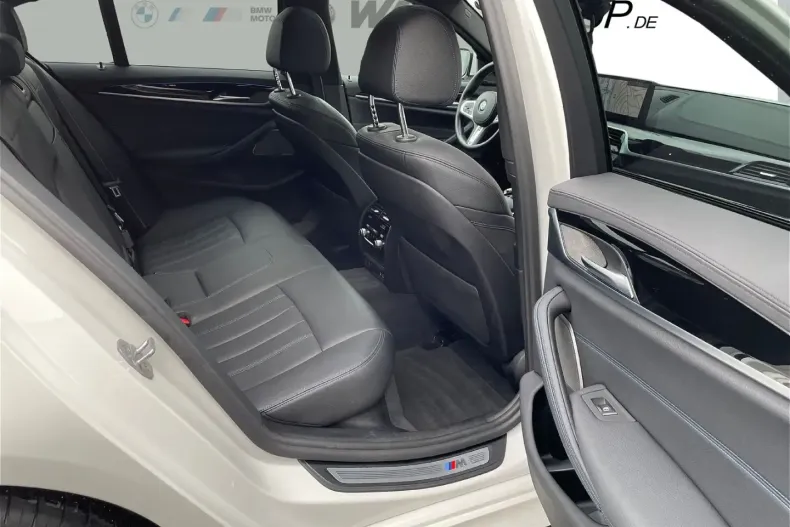 BMW 545 din 2022 cu 66.129 km - oferta BMW104830 - foto 10