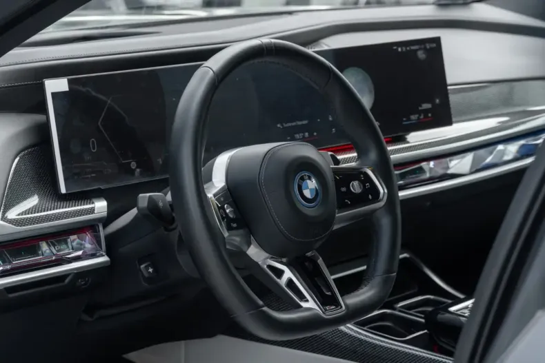 BMW 750 din 2023 cu 46.100 km - oferta BMW104833 - foto 12