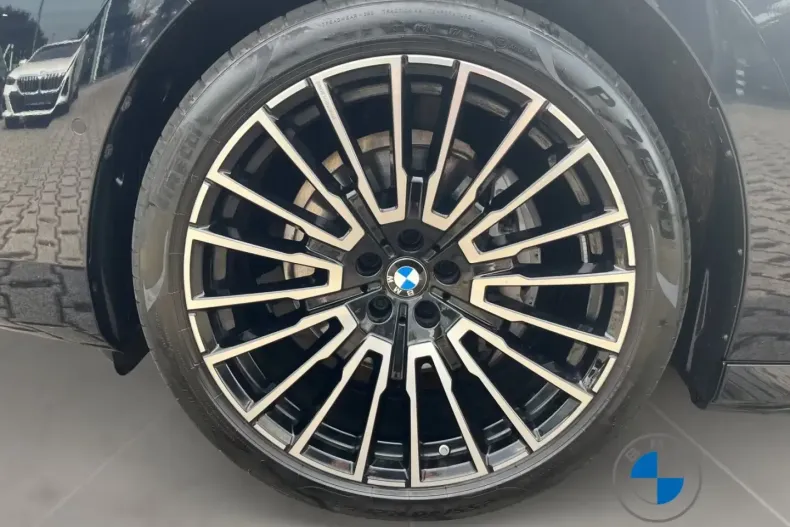 BMW 740 din 2024 cu 18.588 km - oferta BMW104840 - foto 2