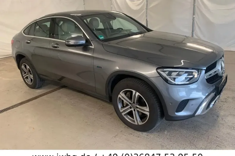 Mercedes-Benz GLC 300 din 2020 cu 85.114 km - oferta MER104843 - foto 4