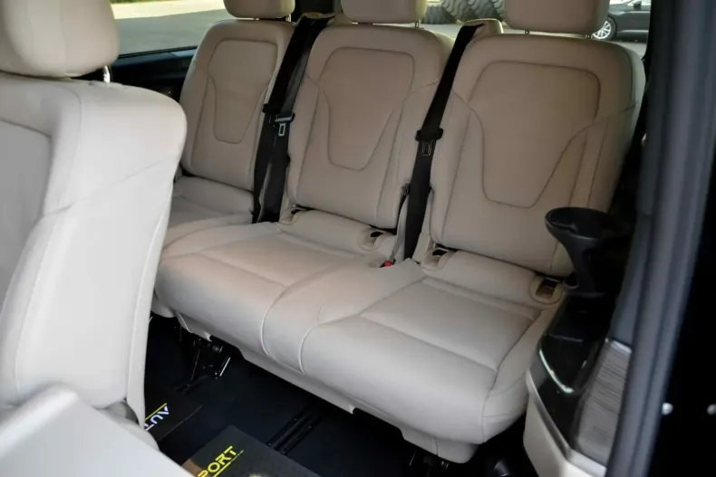 Mercedes-Benz V 300 din 2023 cu 90.230 km - oferta MER104866 - foto 15