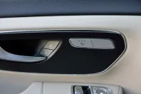 Mercedes-Benz V 300 din 2023 cu 90.230 km - oferta MER104866 - foto 20