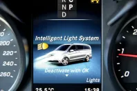 Mercedes-Benz V 300 din 2023 cu 90.230 km - oferta MER104866 - foto 25