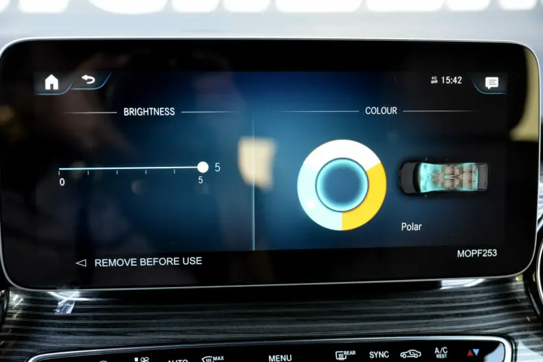 Mercedes-Benz V 300 din 2023 cu 90.230 km - oferta MER104866 - foto 34