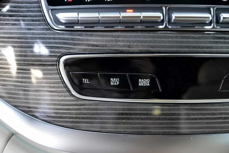 Mercedes-Benz V 300 din 2023 cu 90.230 km - oferta MER104866 - foto 37