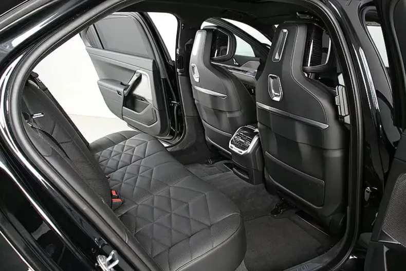 BMW 740 din 2024 cu 19.700 km - oferta BMW104868 - foto 6