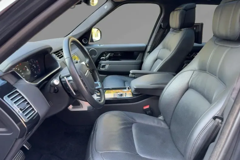 Land Rover Range Rover din 2021 cu 79.356 km - oferta LAN104873 - foto 8