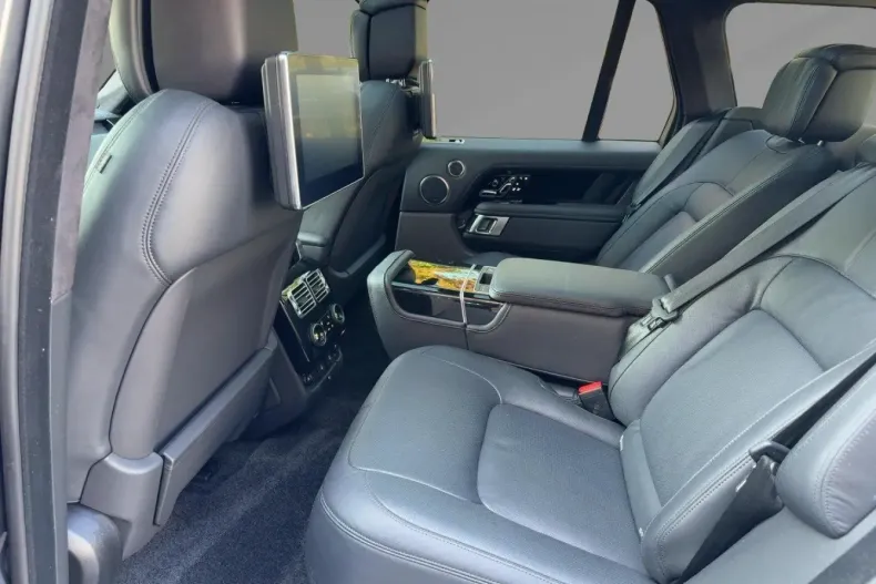 Land Rover Range Rover din 2021 cu 79.356 km - oferta LAN104873 - foto 9