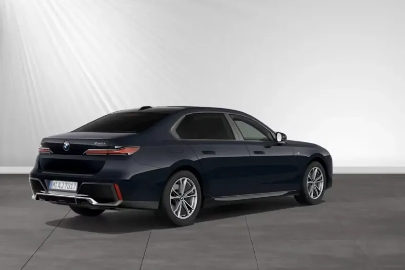 BMW 740 din 2024 cu 22.280 km - oferta BMW104877 - foto 3