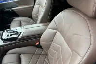 BMW 740 din 2024 cu 48.304 km - oferta BMW104878 - foto 7