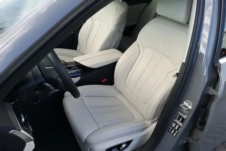 BMW 540 din 2022 cu 71.482 km - oferta BMW104891 - foto 9